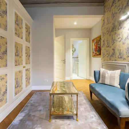 Palazzo Pazzi Vitali Luxury In فلورنس