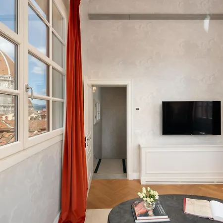 Apartment Palazzo Pazzi Vitali Luxury In Florence
